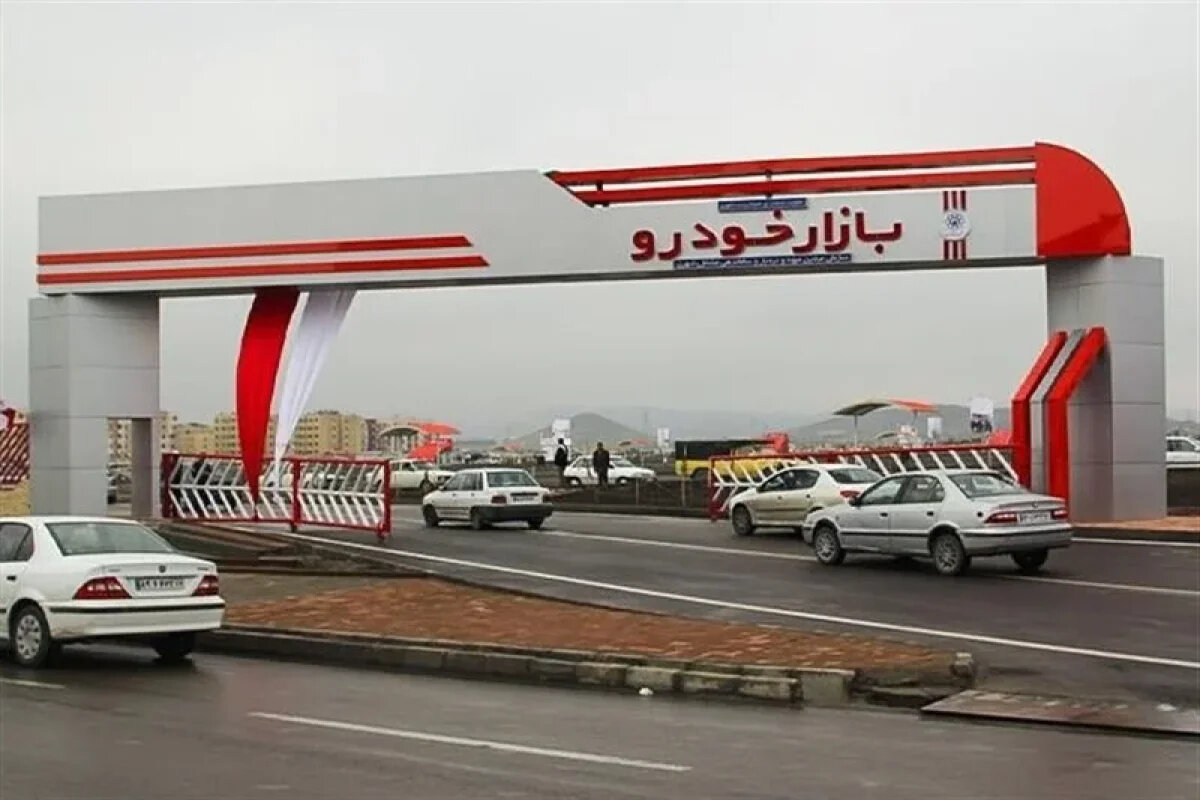 فریاد روزنامه اطلاعات: «مافیای خودرو» با رانت‌خواری قیمت‌ها را به آتش کشید! فوری متوقفشان کنید!