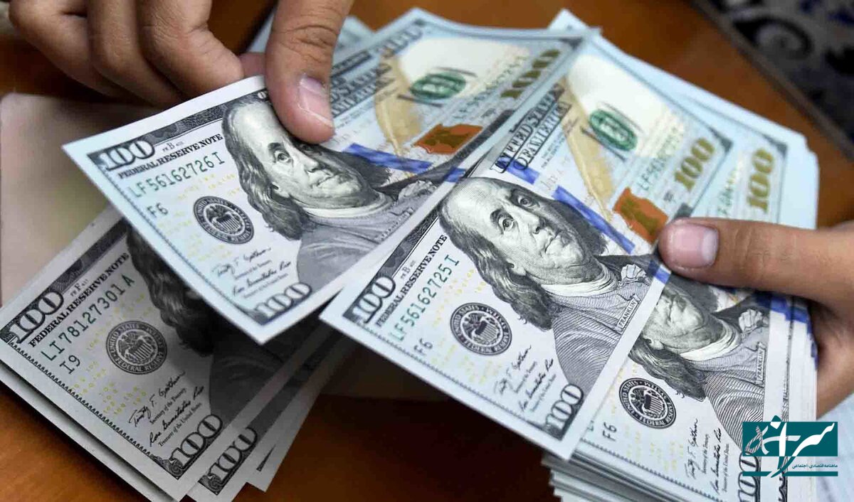 دلار به رقم تاریخی ۷۱هزار و ۱۵۳ تومان رسید – ۱۷ خرداد