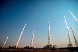 شوک به تل‌آویو: شبکه ۱۲ اسرائیل فاش کرد، ایران افسار مذاکرات را در دست دارد و تعیین تکلیف می‌کند!