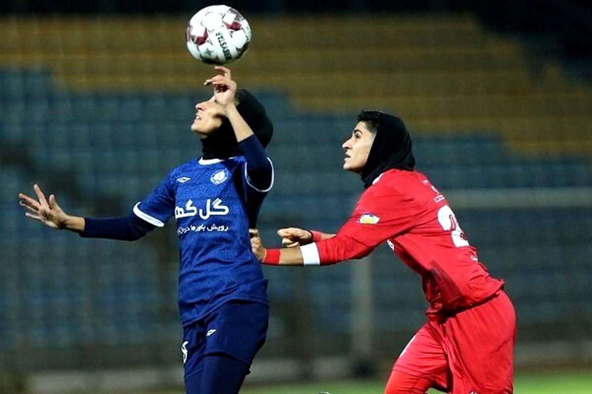 صدر جدول در آتش: آیا گل‌گهر غول‌ها را به زانو درمی‌آورد؟ پرسپولیس در تب و تاب دومین پیروزی!