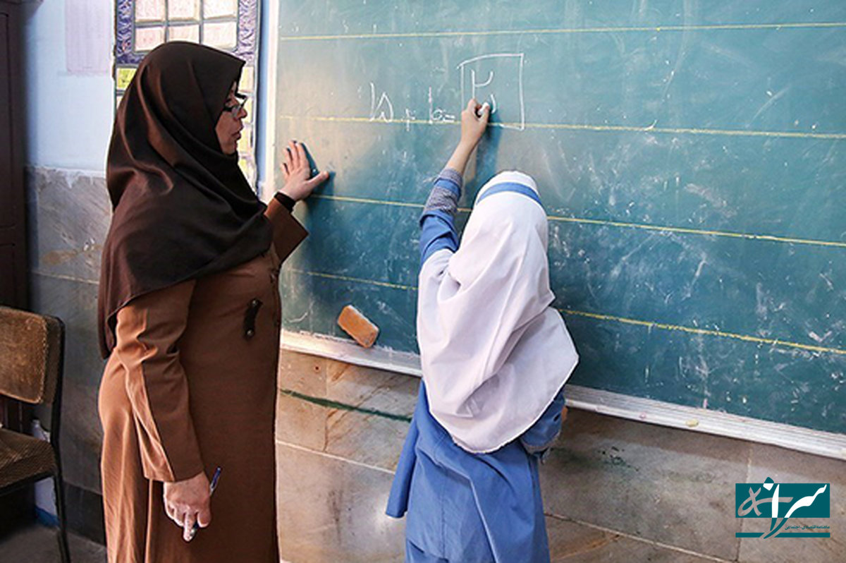 حق معلمان پایمال شد 