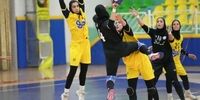 شوک در لیگ هندبال زنان: استقلال در خانه سقوط کرد، صدرنشین‌ها جدول را به آتش کشیدند