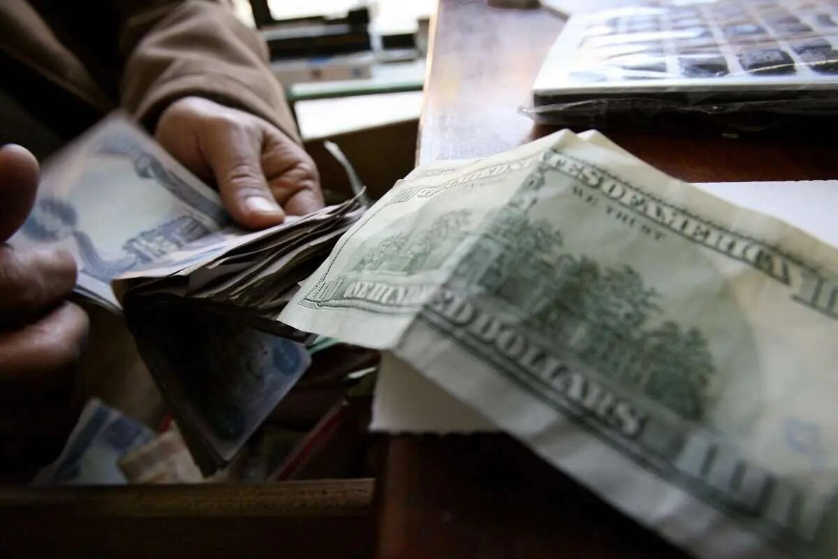 سقوط آزاد یا پرواز؟ دینار عراق امروز ۱۲ آذر ۱۴۰۴ چه سرنوشتی دارد؟