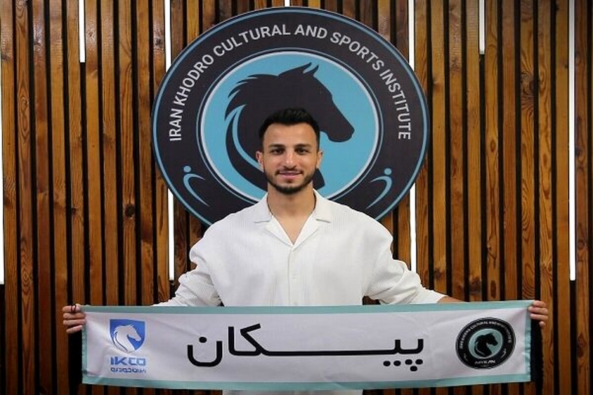 طوفان سرخ به قفس شیرها رسید؛ ستاره سابق پرسپولیس در قامت پیکان!