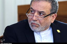 عراقچی آب پاکی را ریخت: خیال تغییر حکومت ایران را از سرتان بیرون کنید!