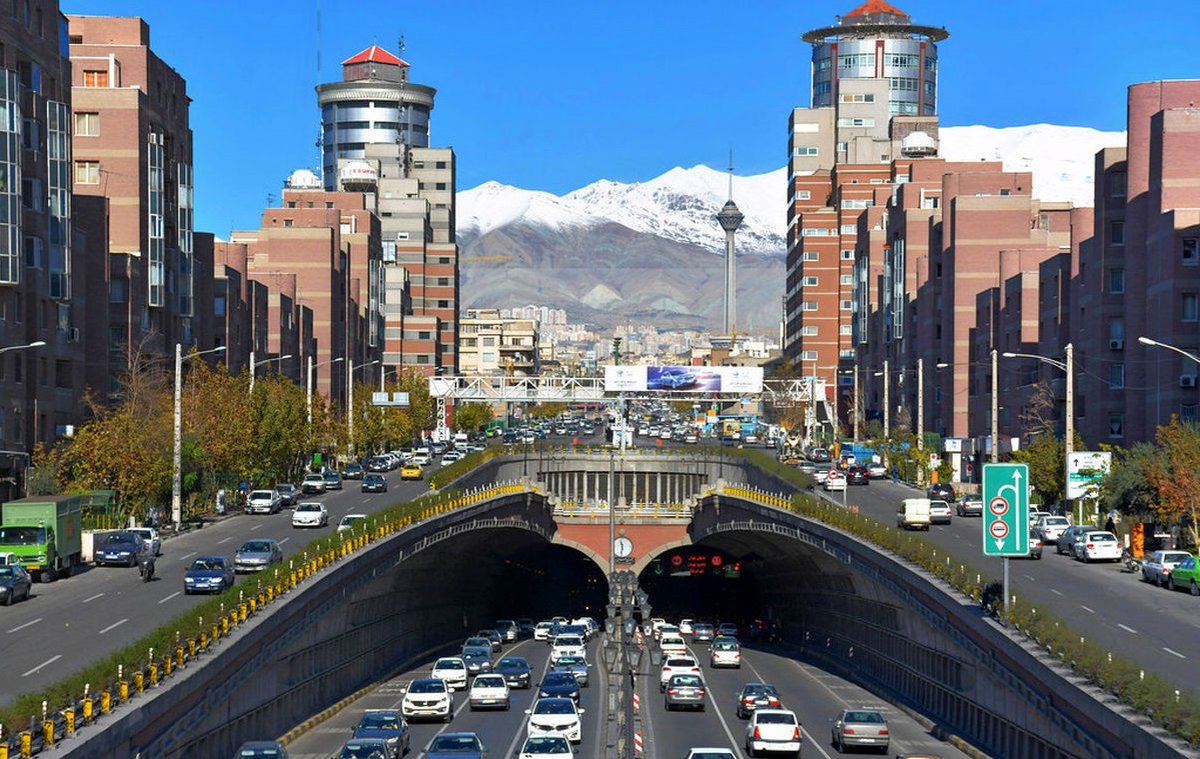این خانه ها با یک زلزله می‌ریزند!
