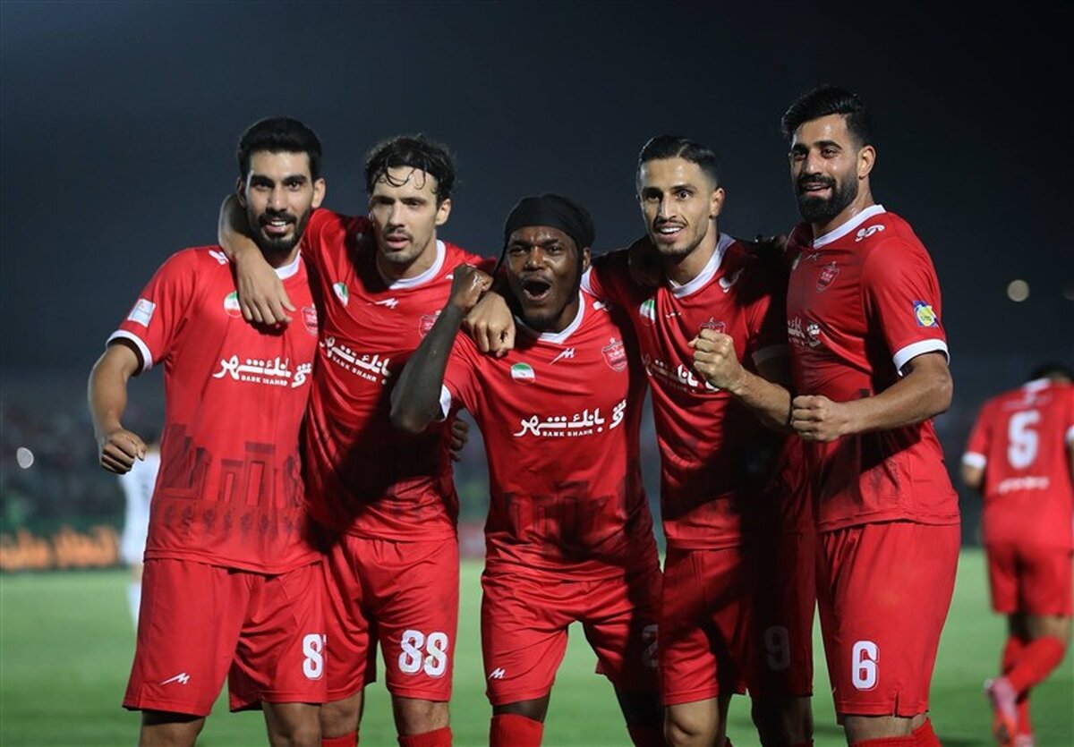 راز جلسه جنجالی مدیرعامل پرسپولیس با شکاری و بیفوما: بمب نقل و انتقالات ترکید؟