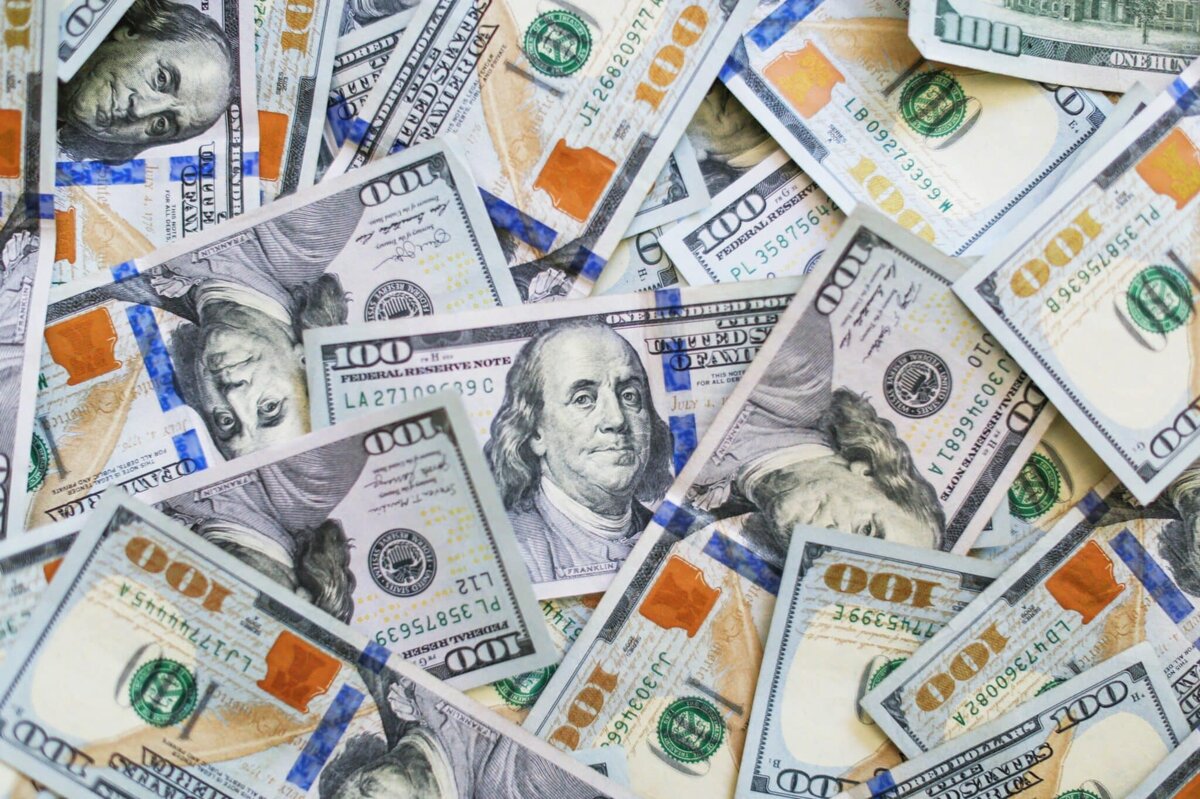 پیش بینی قیمت دلار برای فردا روز بزرگ مذاکرات - ۳۰ فروردین ۱۴۰۴