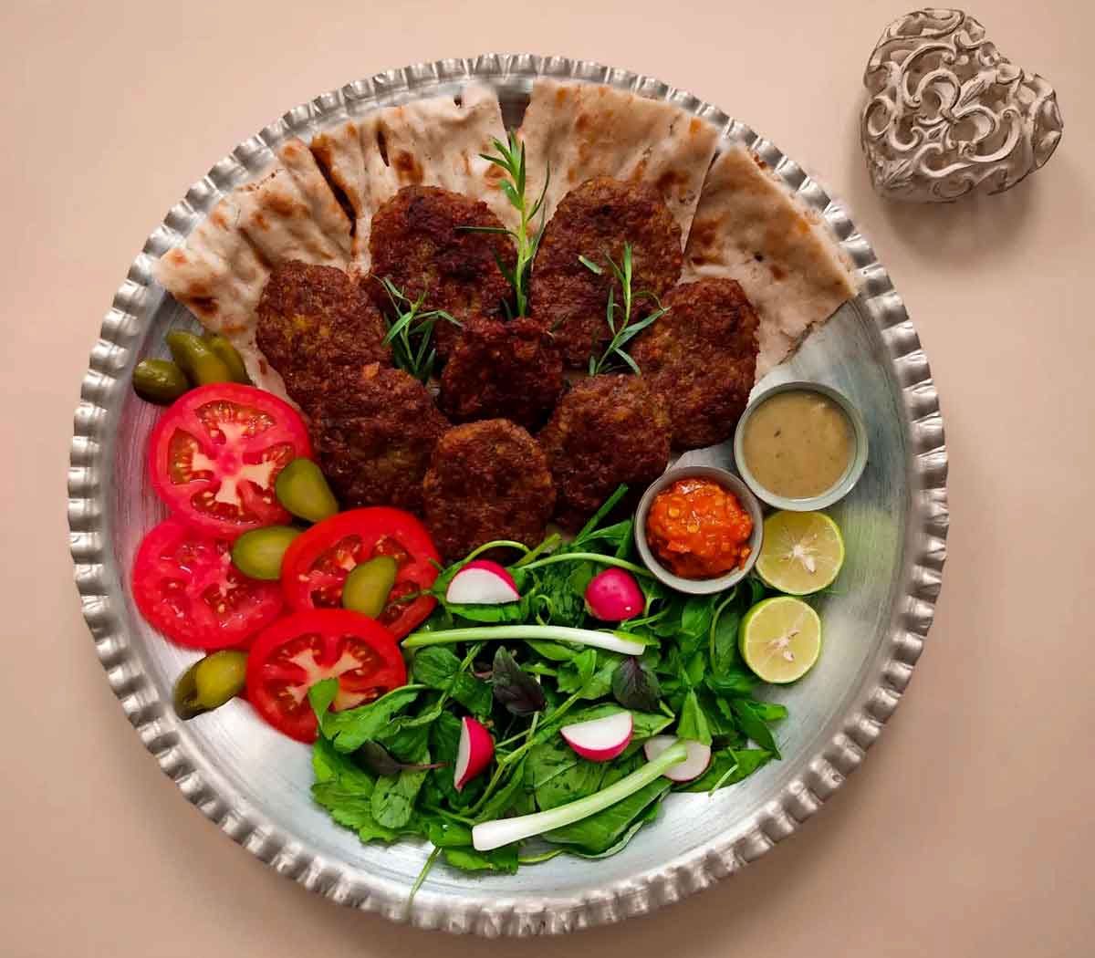 ۱۰ راز خوشمزه شدن کتلت