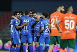 قهرمانی در آتش! استقلال با برد طلا گرفت، پرسپولیس در آستانه نبرد مرگ و زندگی 6 امتیازی با 4 امتیاز فاصله.