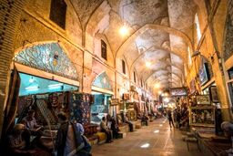 پایان یکه‌تازی دولت در اقتصاد؟ واگذاری «اجباری» کلید بخش‌هایی از اقتصاد به بازار!