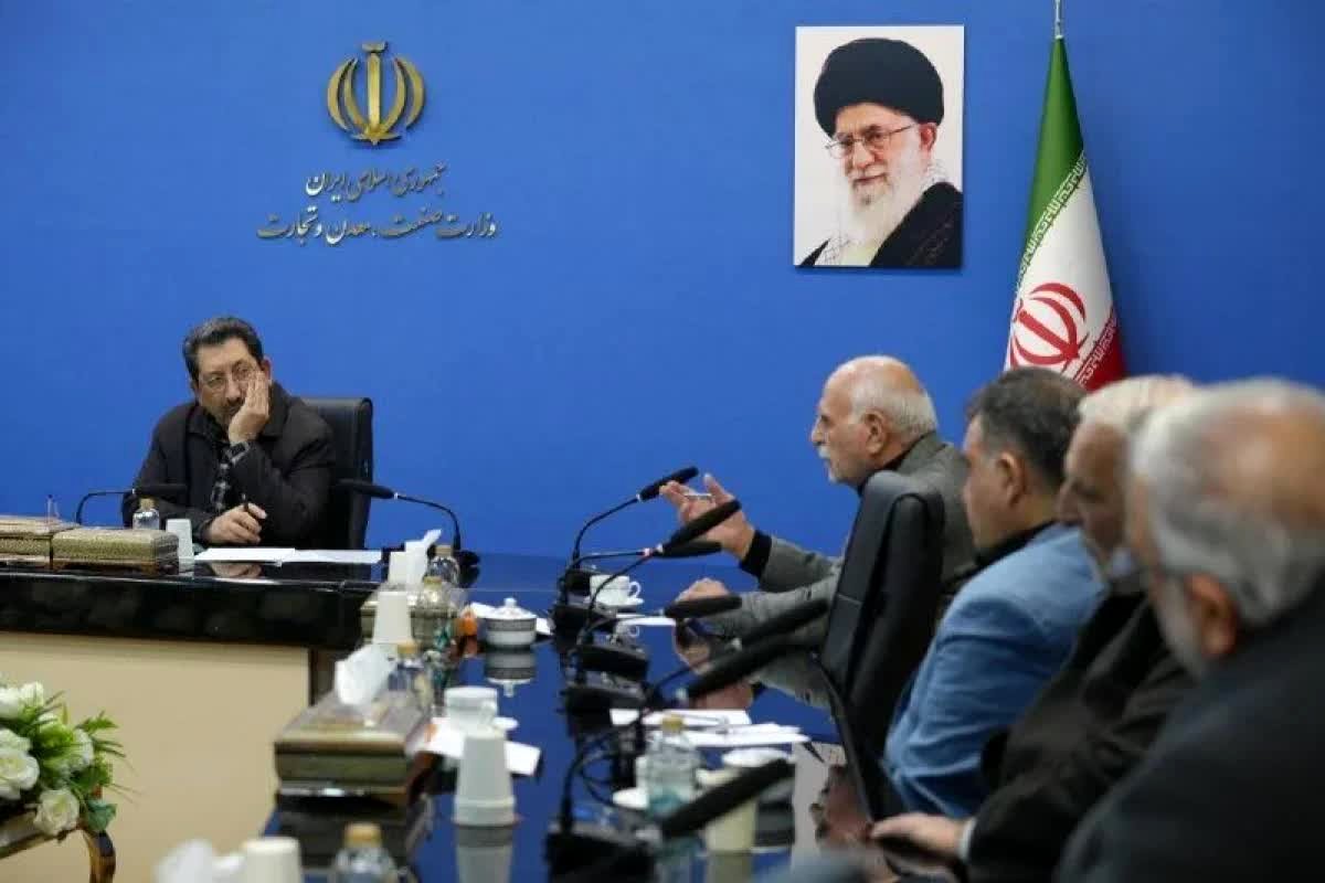 فریاد اصناف بر سر وزیر صمت: کارد به استخوان رسید!