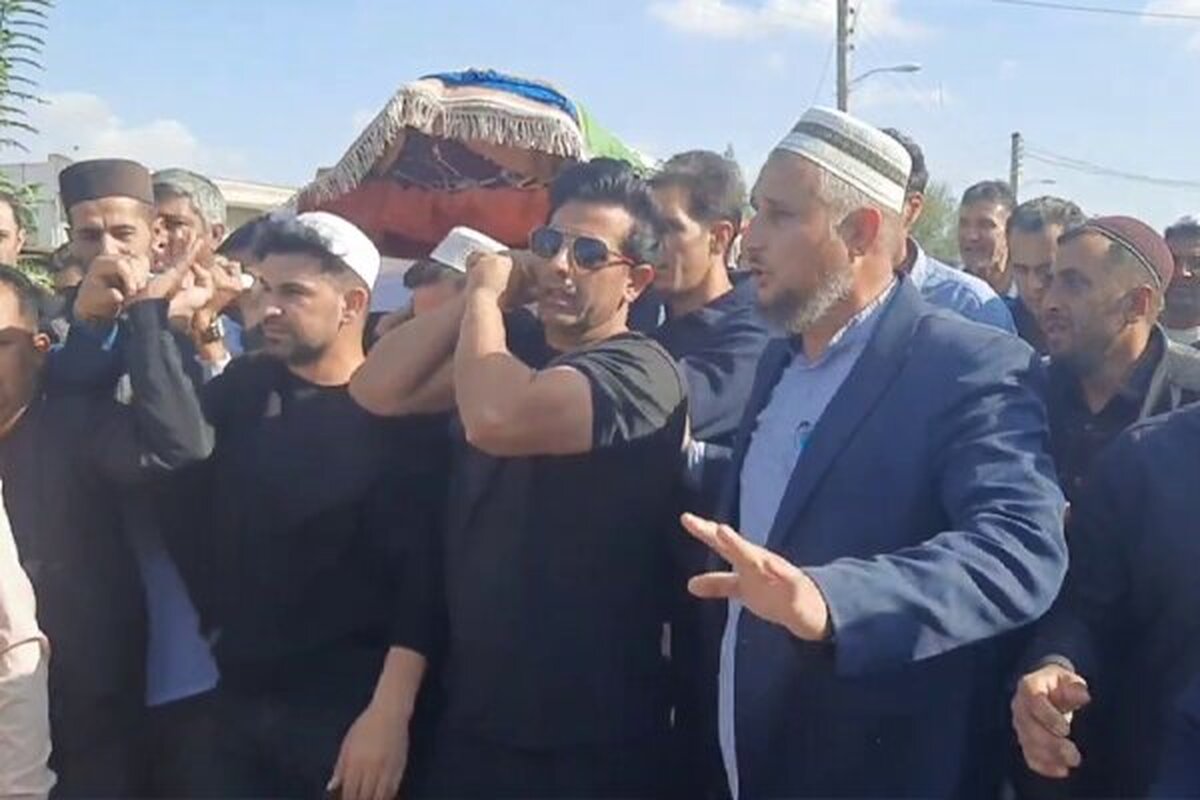خروش خشم و اشک در آق‌قلا: تشییع پرشور پیکر صابر کاظمی، جامعه ورزشی را عزادار کرد