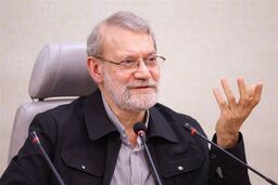 لاریجانی: امتیازدهی بی‌قیدوشرط، دشمن را عاقل نمی‌کند!