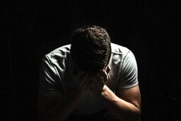 ازدواج شوم مرد جوان با زن مجازی