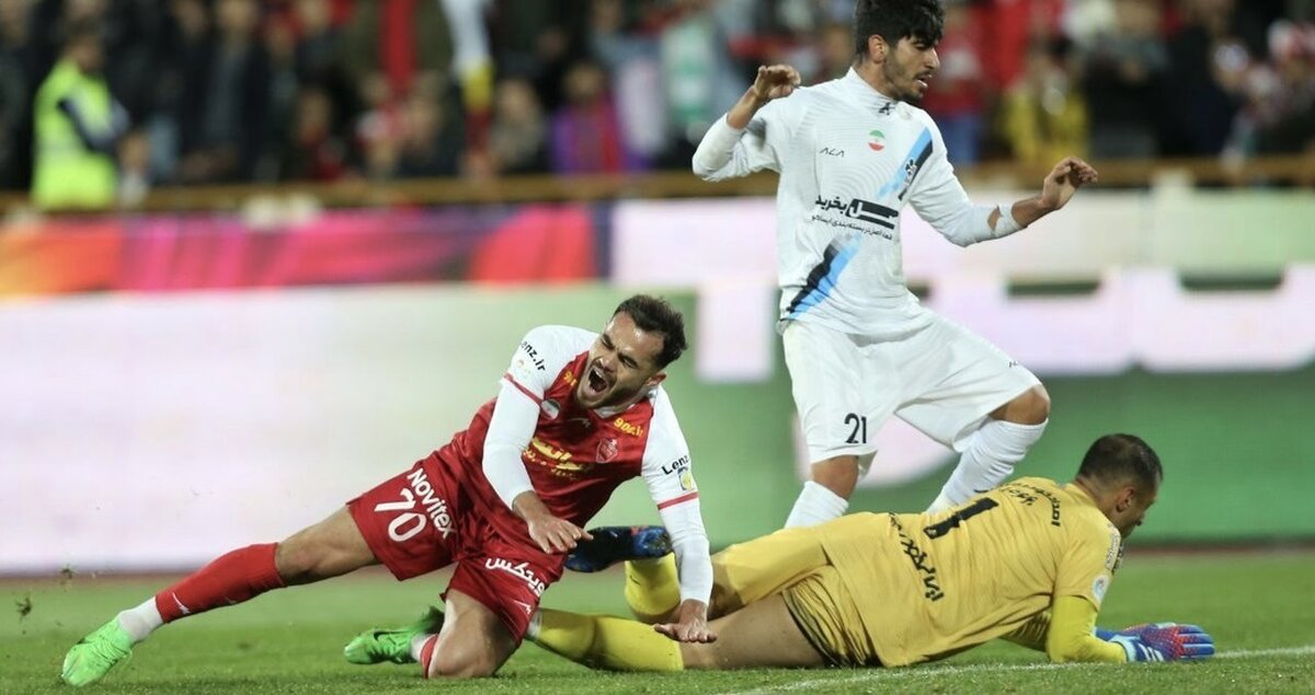 پیکان خواهان بازی در قائمشهر شد؛ پرسپولیس زیر بار نرفت! 