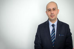 رابطه رتبه تجارت آزاد با بقای کسب‌وکار در ایران