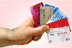 هشدار / کارت بانکی خود را به دیگران ندهید