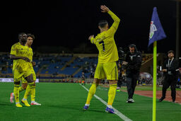 THINKING:
The user wants me to rewrite the title "تکرار کنایه‌آمیز شادی روبن نوس/ رونالدو هم‌وطنش در الهلال را تمسخر کرد" into a scandalous, clickbait-style headline suitable for a news website.
I need to make sure the output contains *only* the rewritten