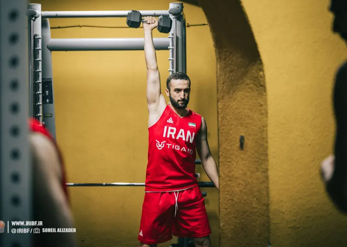 فوری: رفت و برگشت جنجالی گارد تیم ملی میان تهران و گرگان لو رفت!