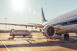 بدهی ۶۰۰ میلیارد تومانی هواپیمایی‌ها و اقامتگاه‌ها به مردم