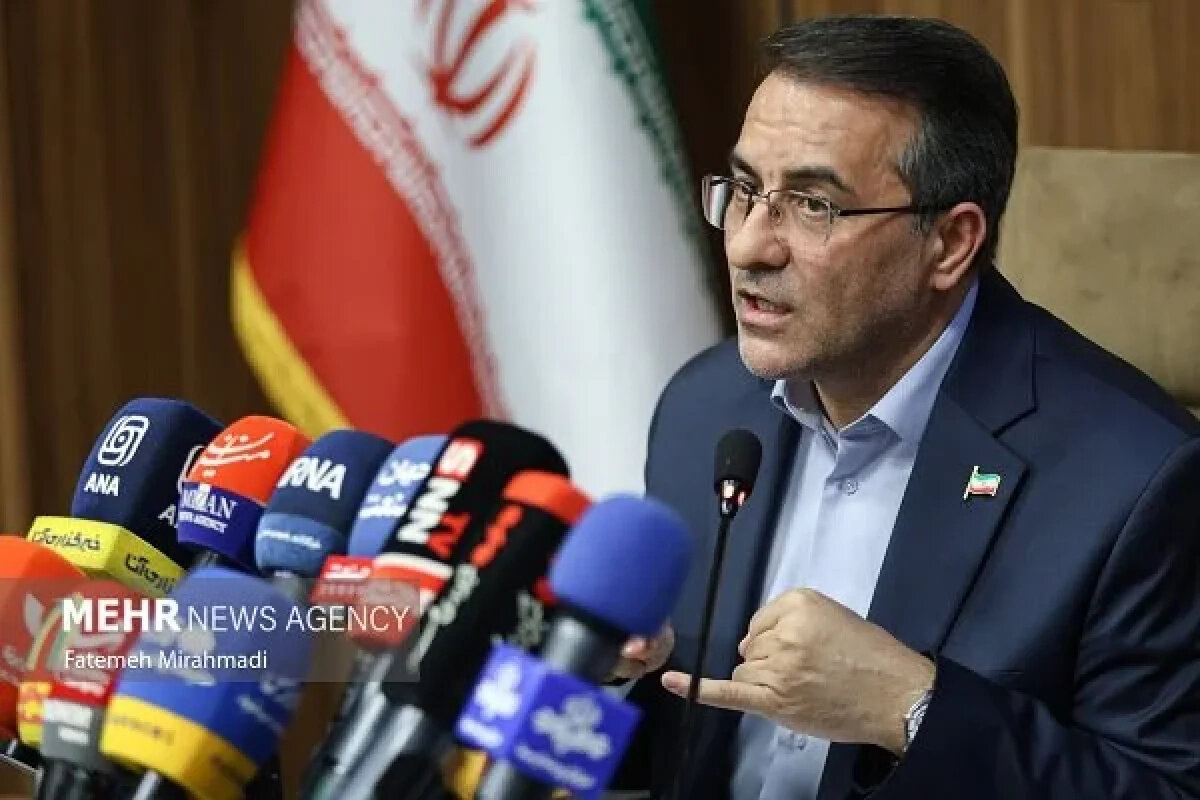 شوک خبری: معاون رئیس جمهور برای رضایت مردم، چه بلایی سر نظام اداری می‌آورد؟!