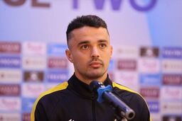 اعتراف تکان‌دهنده نورافکن: «از شرمندگی هواداران سپاهان آب شدیم!»