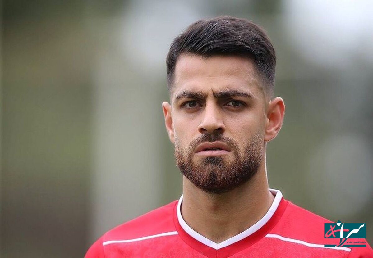 مدافع باتجربه پرسپولیس روی نیمکت