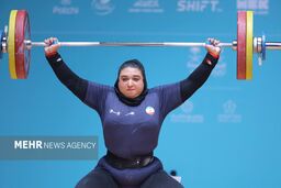 زنان وزنه‌بردار ایران، چهارمین طلای تاریخ را در آستانه تاریخ‌سازی گرفتند!