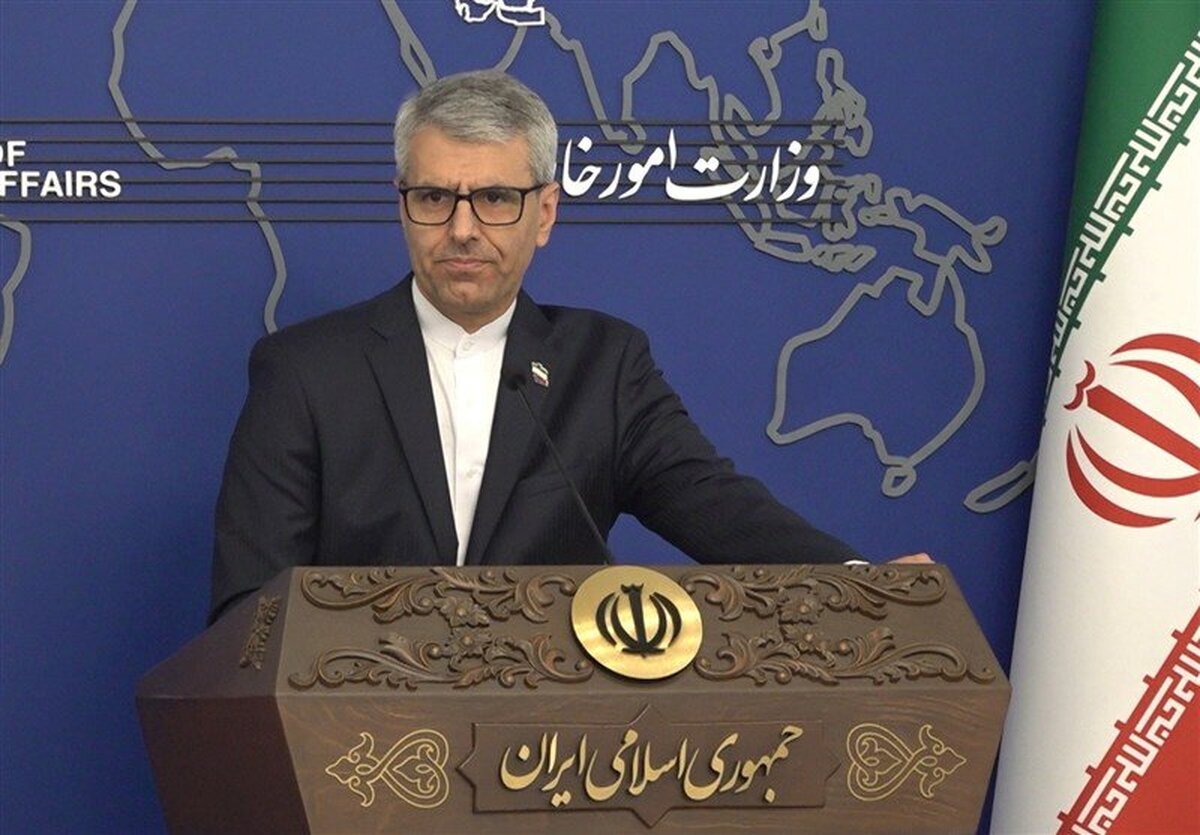 بقایی: ایران پای استقلال خود ایستاده است؛ سرنوشت در دستان مردم!