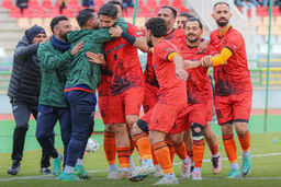 حسرت بزرگ شهربابک: توقف مرگبار زنبورها در یک قدمی لیگ برتر!