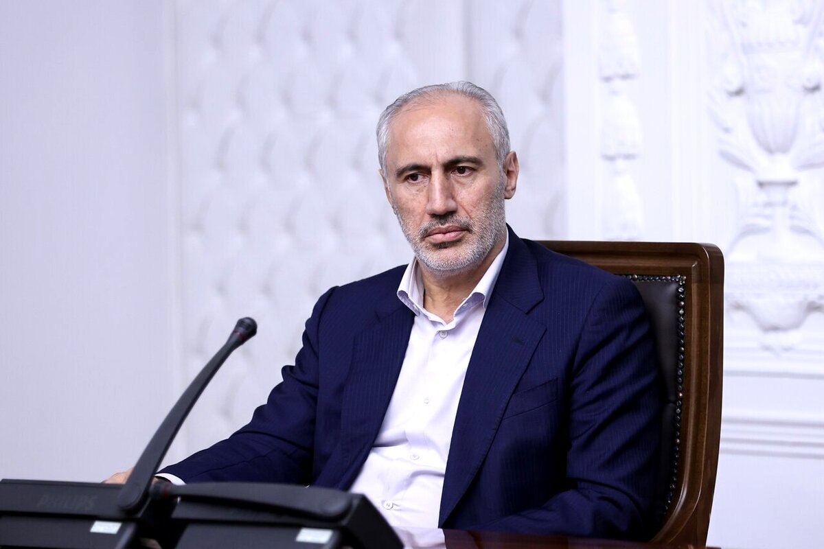 شوک اقتصادی: رئیس سازمان برنامه و بودجه اعتراف کرد: بودجه را با «ریال جدید» نوشتیم! / هشدار جدی: در آستانه سقوط به چاه تورم هستیم!
