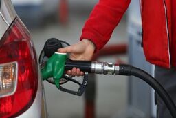 سه‌نرخی شدن بنزین: پایان تبعیض یا آغاز بحران؟