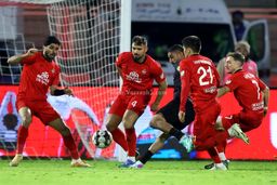 بمب خبری: فشردگی دیوانه‌وار، بازی تراکتور-پرسپولیس را لغو می‌کند؟