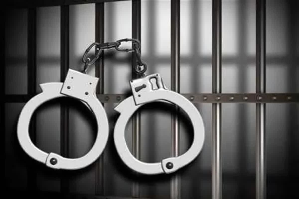 فاجعه آتش‌زا در کمین شهر: ۲ اغتشاشگر با بمب‌های دست‌ساز دستگیر شدند!