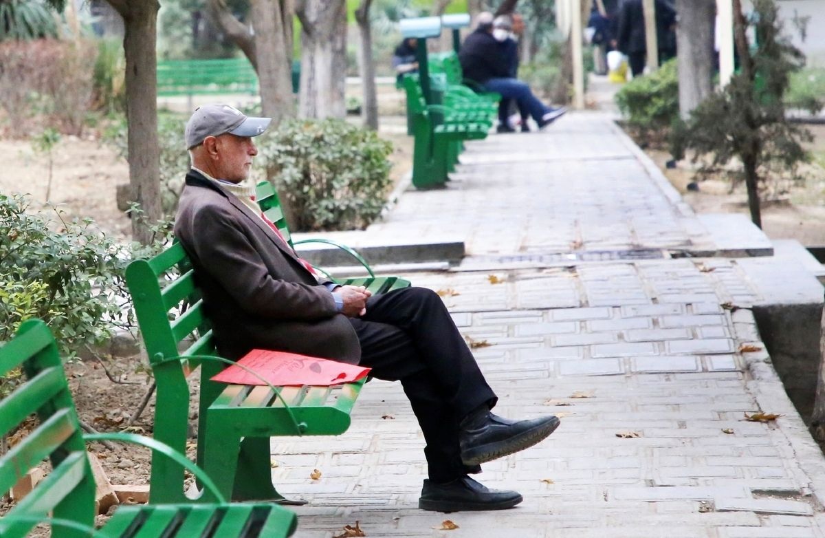 بازنشستگان منتظر واریزی جدید باشند