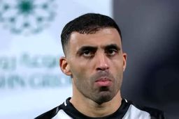انفجار حمدالله: مربیان وطنی به تاریخ پیوستند، اروپایی‌ها بت شدند!