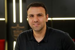 اتمام حجت خلیلی بر سر آینده اوسمار: سرمربی، صاحب اختیار مطلق شد!