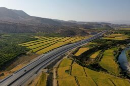 پشت پرده آزادراه شیراز-اصفهان: هوش مصنوعی رانندگان را چگونه می‌ترساند؟