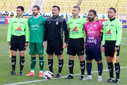 جنجال VAR در نیمه اول: پیروزی از چنگ آلومینیوم پرید!