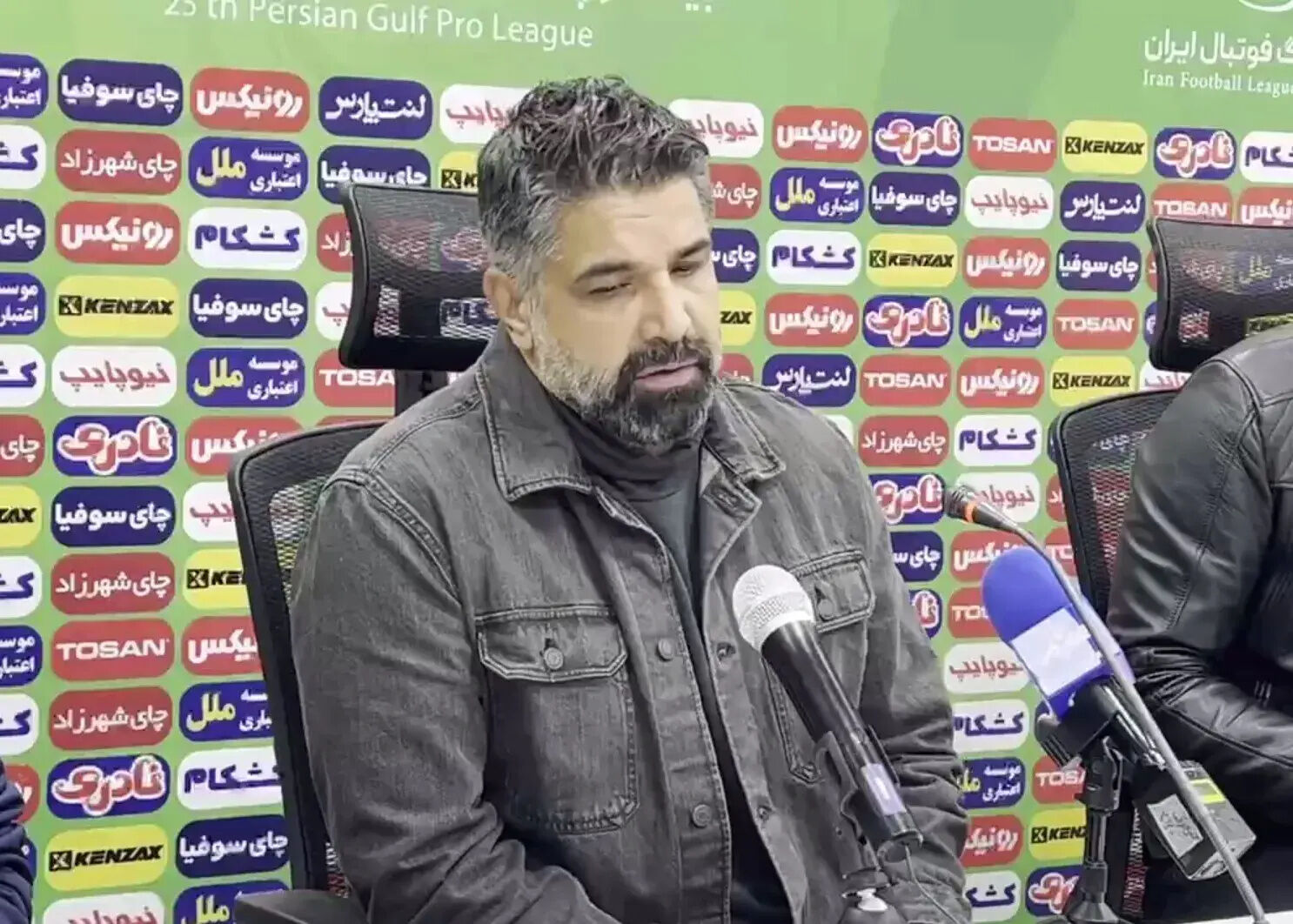 بمب خبری پیروز: یا بازیکنان اخراج شوند یا خودم می‌روم!