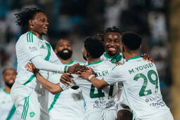 شوک گل به خودی: النصر صدر را به الاهلی هدیه داد!