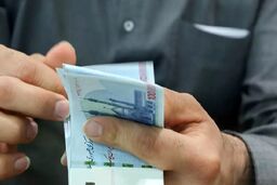 یارانه ۹۰۰ هزار تومانی: چه کسانی در لیست انتظارند؟
