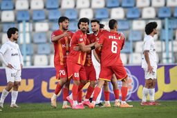 خطر بیخ گوش تیم مازیار: فولاد و مطهری برای سقوطش دندان تیز کردند!