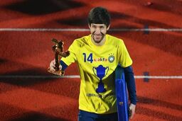 رسوایی فوتبال ایران مدافع ۱۰۰ هزار دلاری پاختاکور برای پرسپولیس میلیون‌ها دلار آب خورد