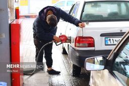 شوک به بازار سوخت: عرضه ۳۰۰ هزار لیتری بنزین سوپر در بورس انرژی، آیا پای دلالان در میان است؟