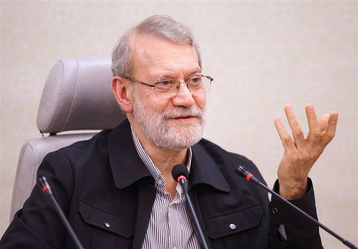 لاریجانی: امتیاز دادن بی‌قید و شرط به دشمن، راه عقل آوردن نیست؛ موضع قاطع!