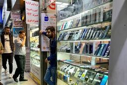 عوام فریبی یا واقعیت؟ قیمت گوشی در ۱۰ آبان ۱۴۰۴ منفجر شد!