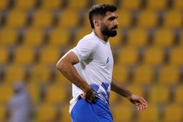 مدافع جنجالی استقلال حذف شد؛ راز بازی با الوحدات فاش شد؟